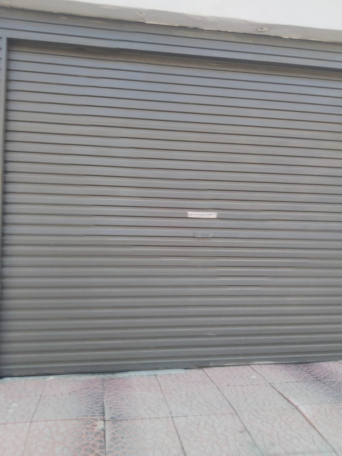 فني أبواب - أبواب الصقر